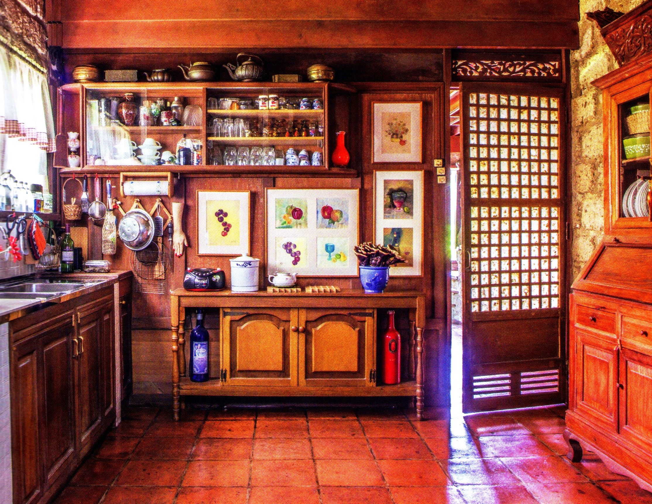 Filipino kitchen